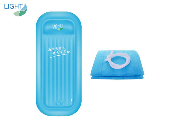 폴드형 불구가 된 PVC 성인 부풀게할 수 있는 목욕통은 베개 내한성의로 돕습니다